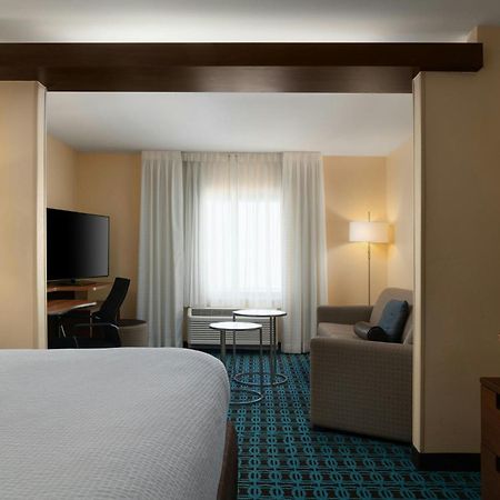 Fairfield Inn & Suites By Marriott London Eksteriør bilde