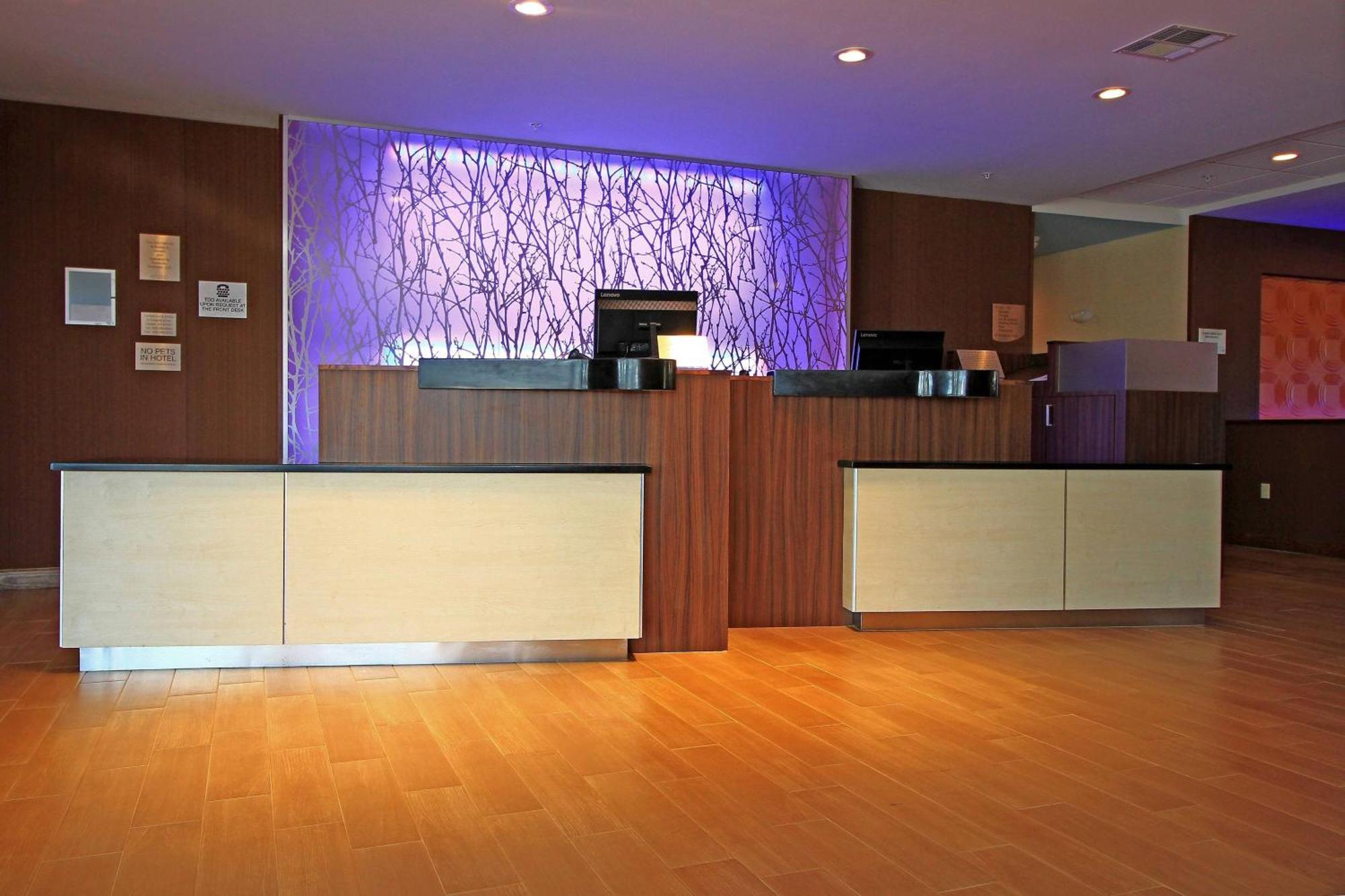 Fairfield Inn & Suites By Marriott London Eksteriør bilde