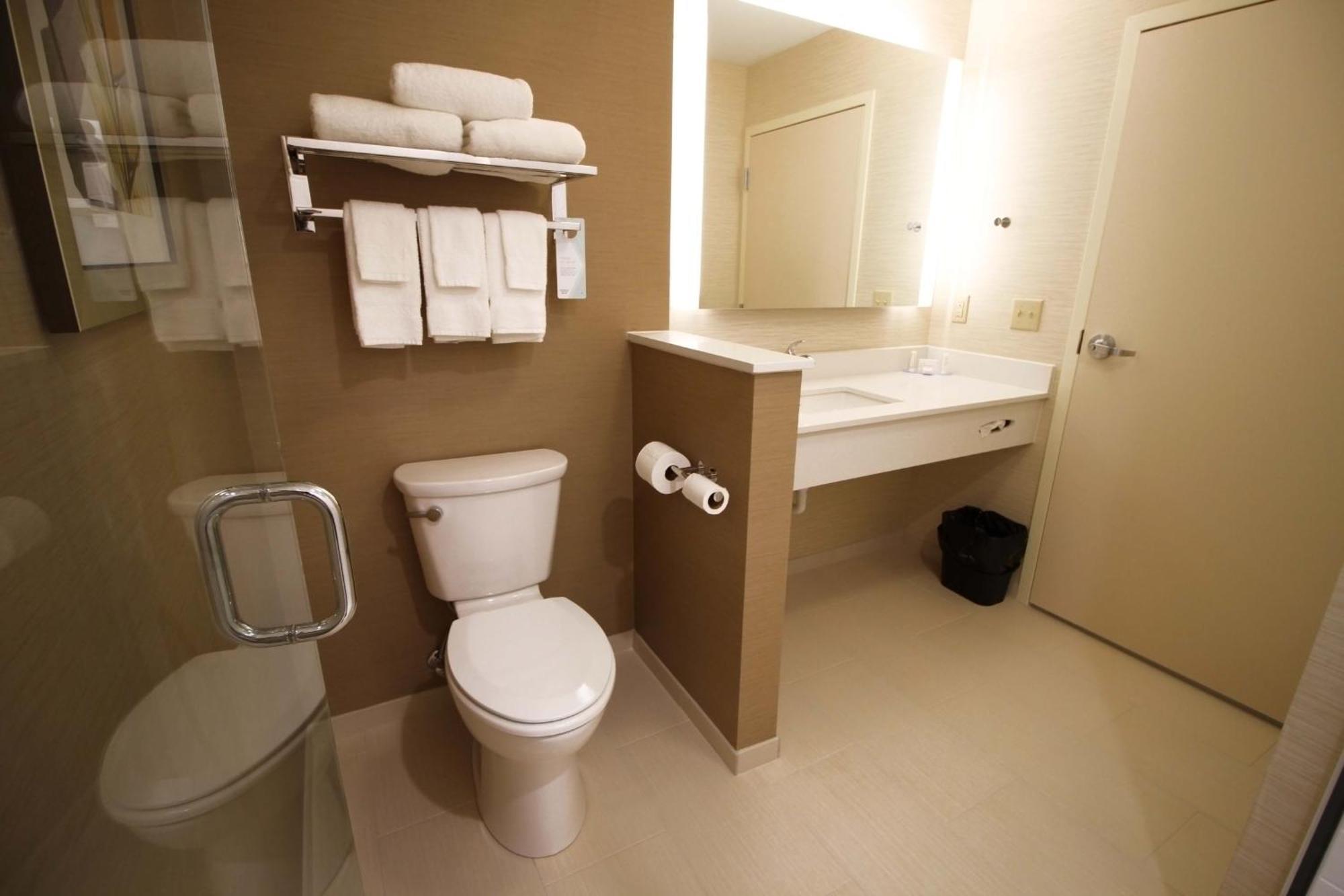 Fairfield Inn & Suites By Marriott London Eksteriør bilde