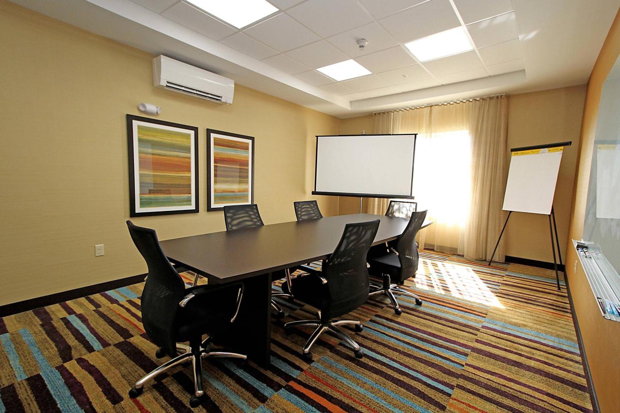 Fairfield Inn & Suites By Marriott London Eksteriør bilde