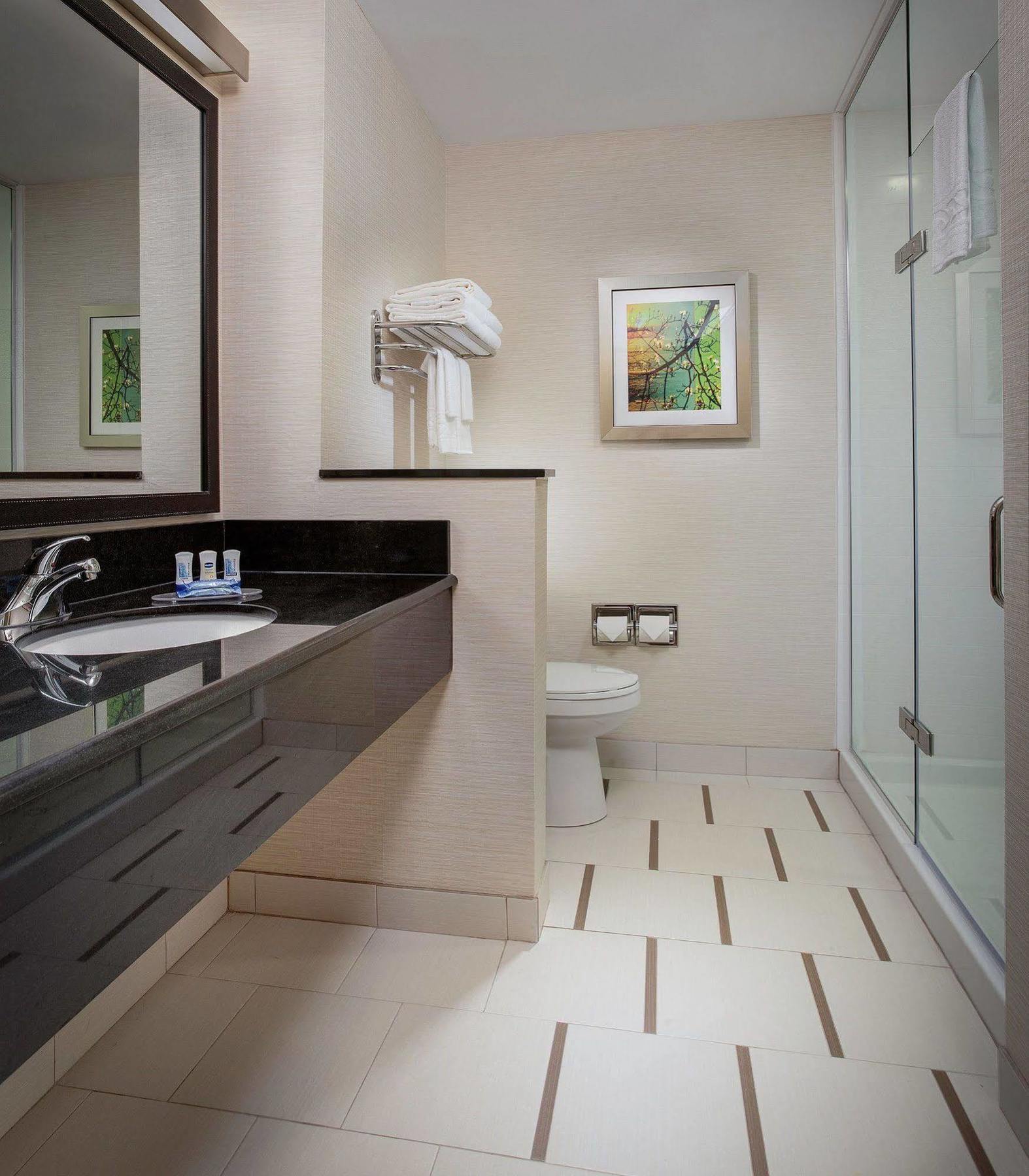Fairfield Inn & Suites By Marriott London Eksteriør bilde
