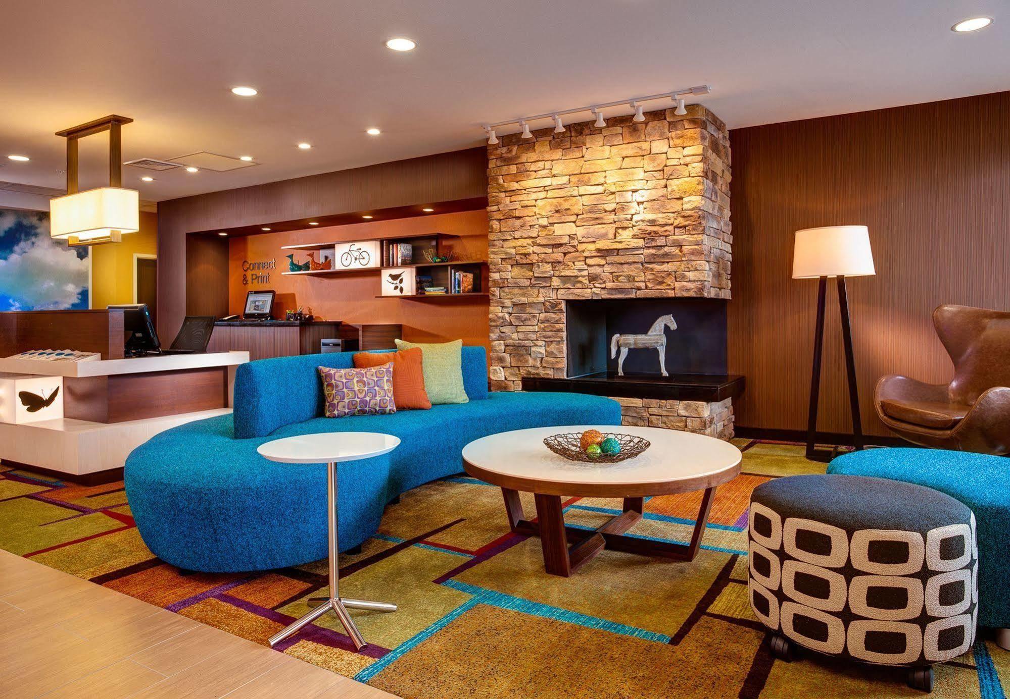 Fairfield Inn & Suites By Marriott London Eksteriør bilde