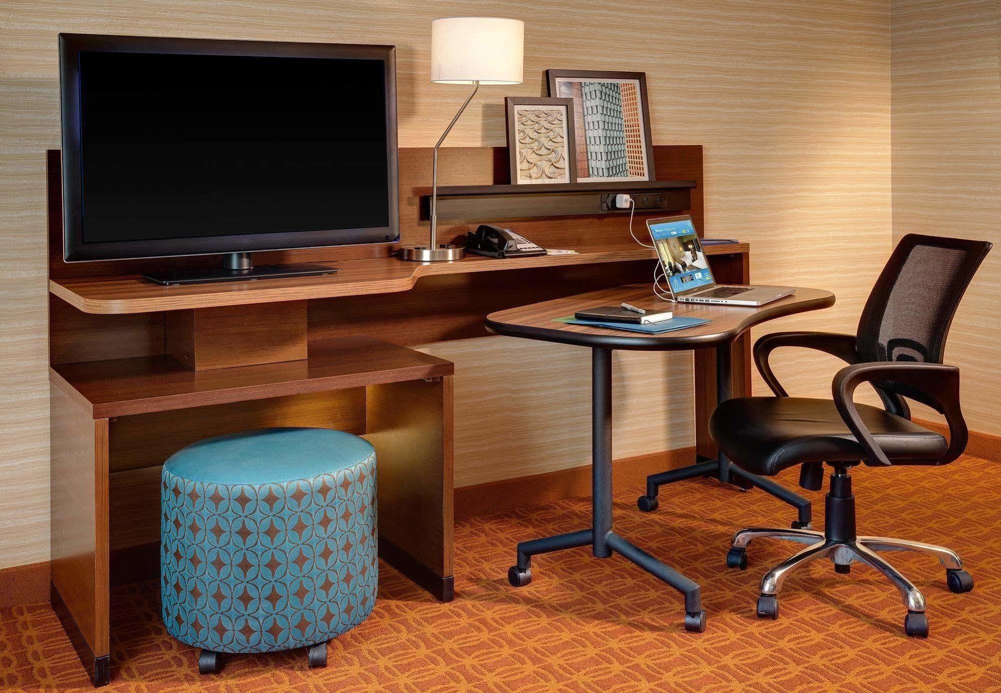 Fairfield Inn & Suites By Marriott London Eksteriør bilde